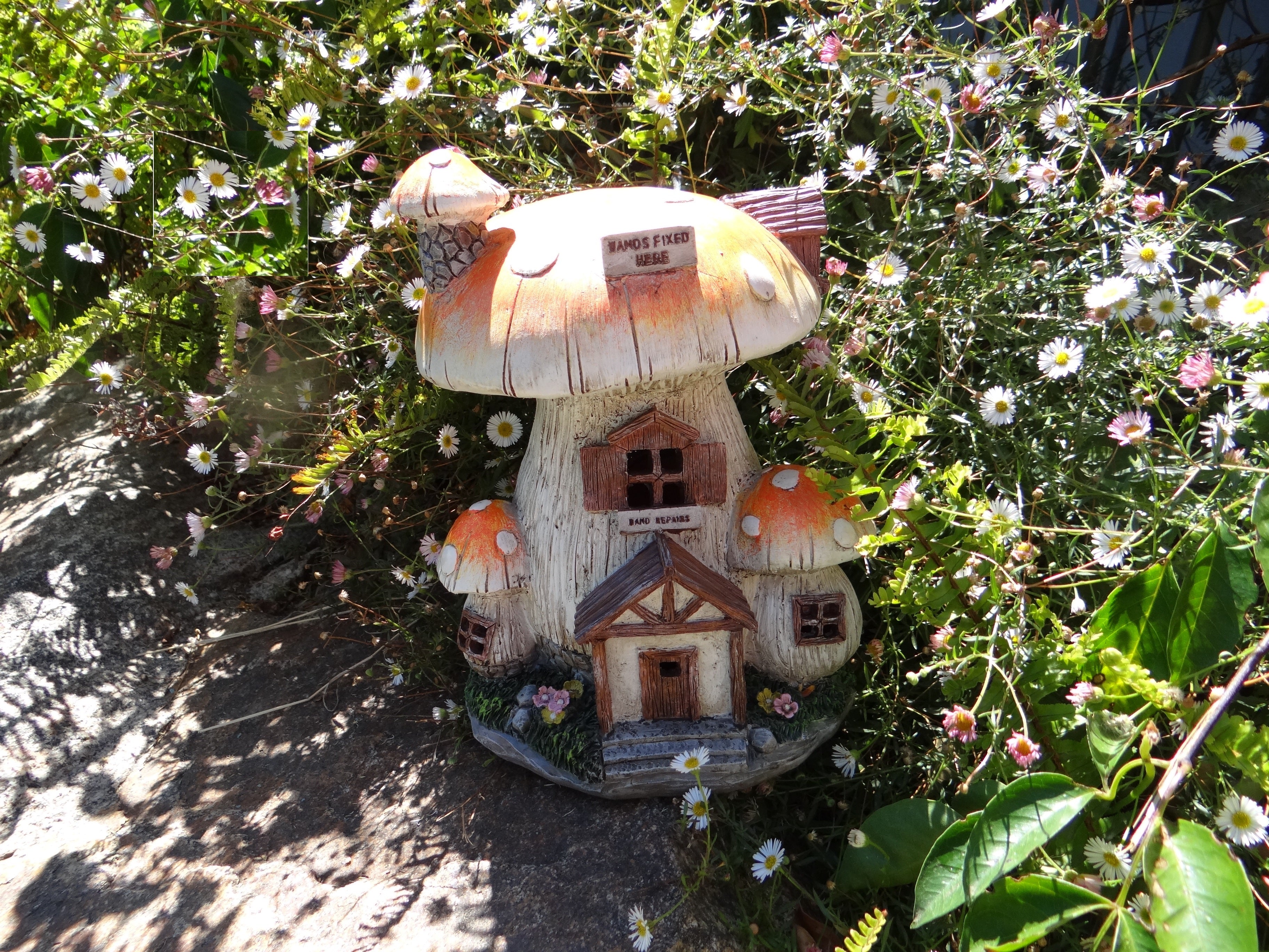 Solar powered Fairy Wand Repair Shop House image 3