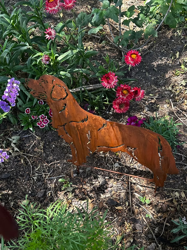 Rusty Metal Labrador Stake