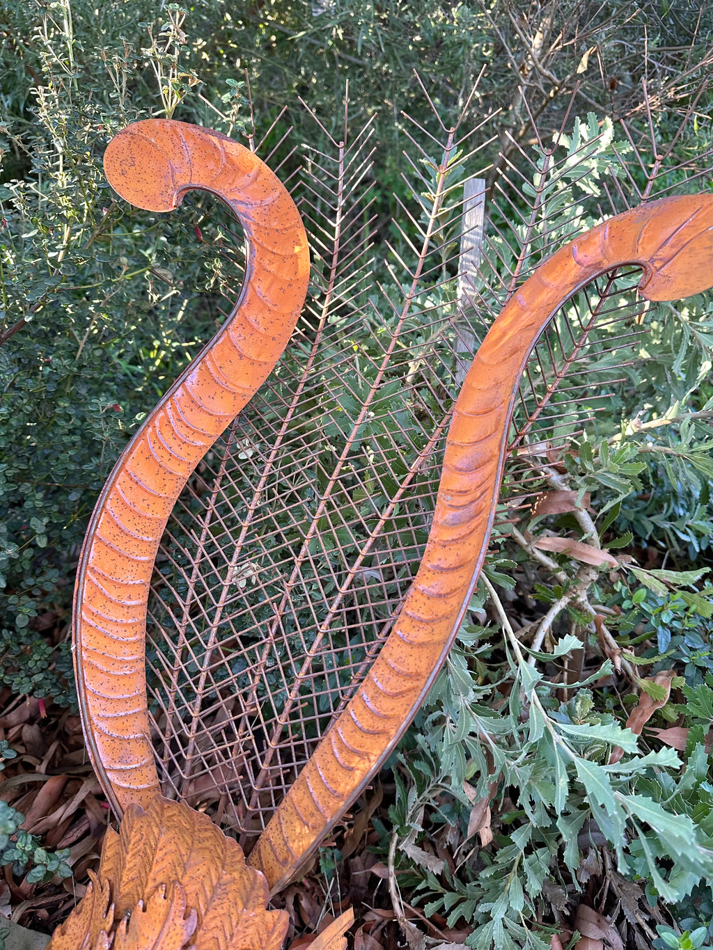 Rusty Metal Lyrebird Garden Statue