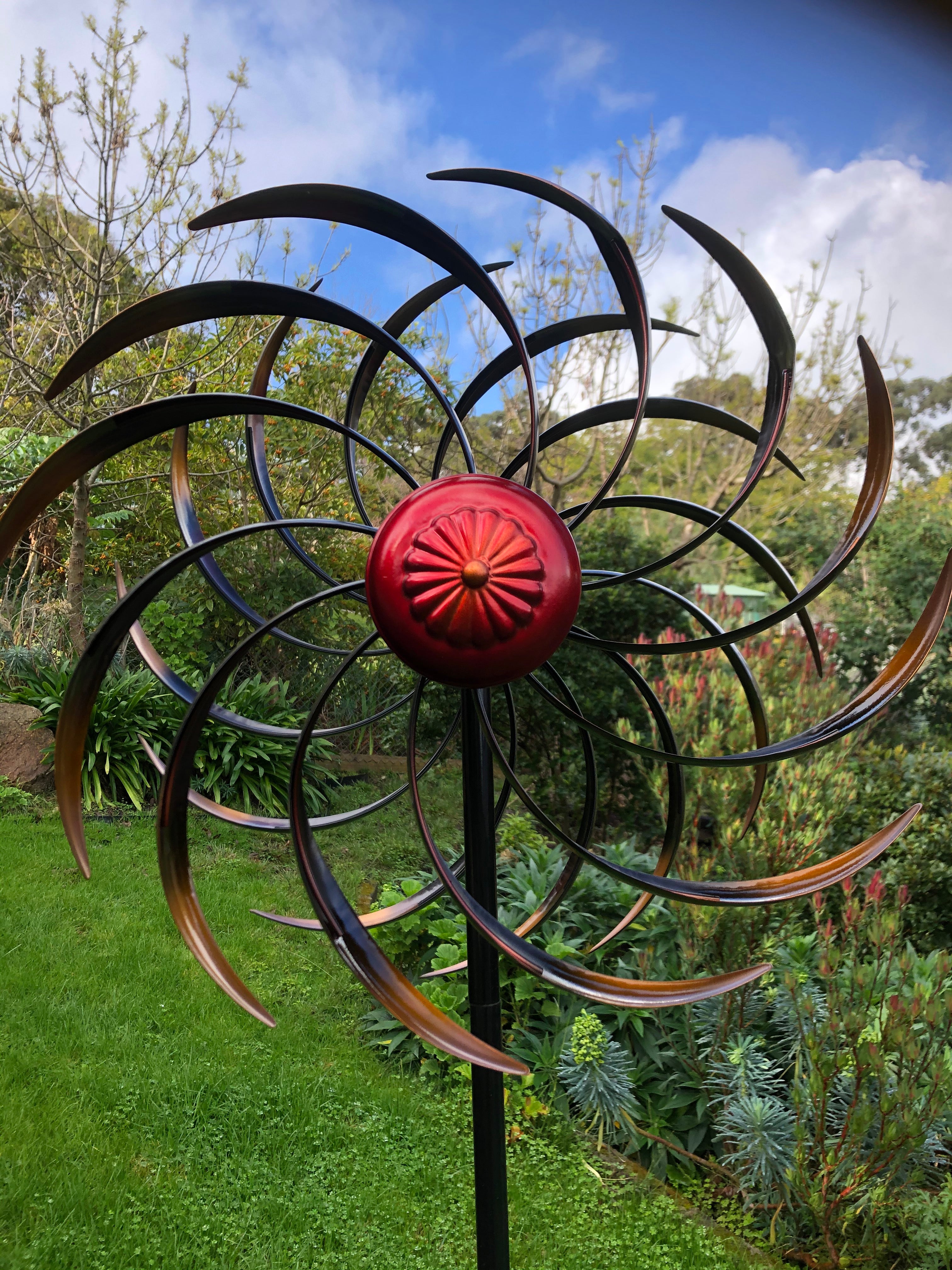 Turbo metal garden windmill