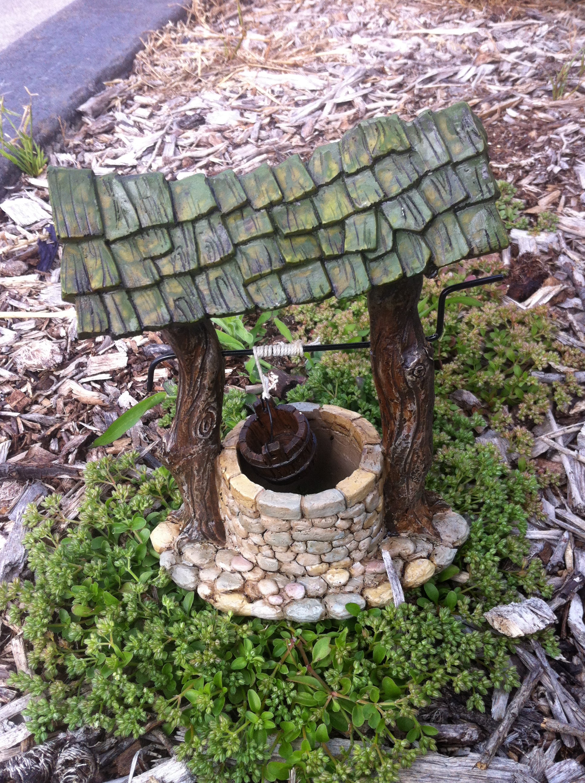 Fiddlehead wishing well image 0