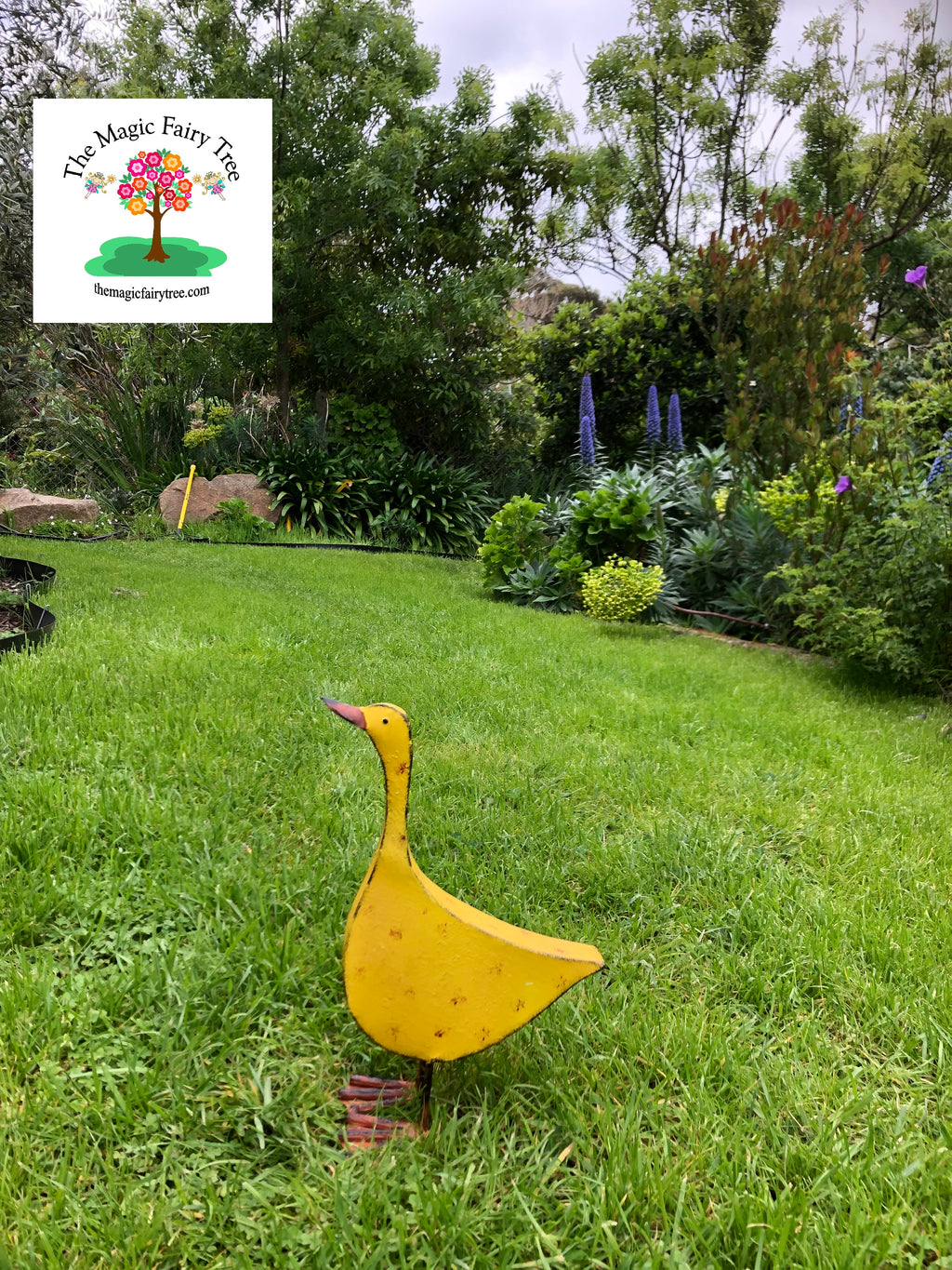 52cm Rustic Yellow Metal Duck image 3